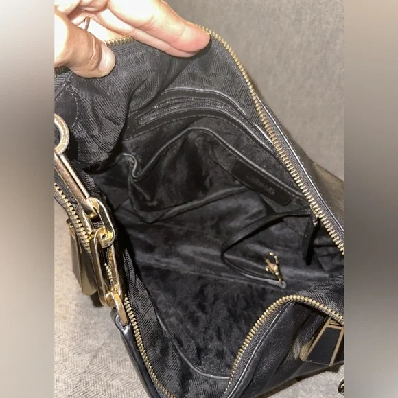 Michael Kors Matilda Large Calfskin Shoulder Bag - Picture 5 of 7